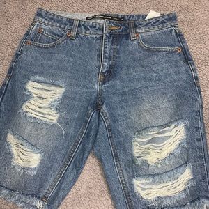 Bermuda volcom shorts